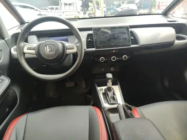 Honda Fit — Фото автомобиля 5