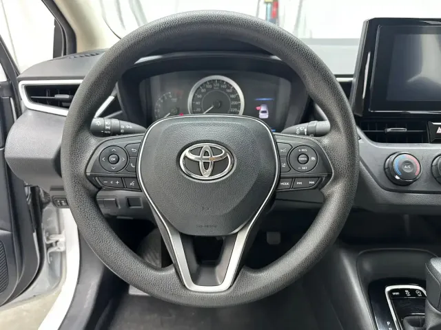 Toyota Corolla — Фото автомобиля 7