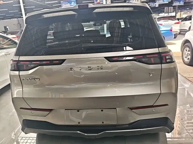 GAC Aion Y — Фото автомобиля 5