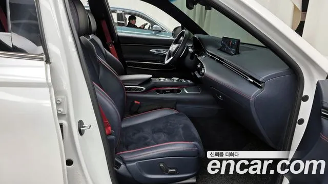Genesis GV70 2.5T Бензин AWD — Фото автомобиля 11