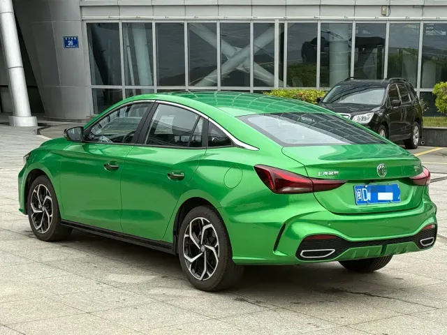 MG 5 — Фото автомобиля 6