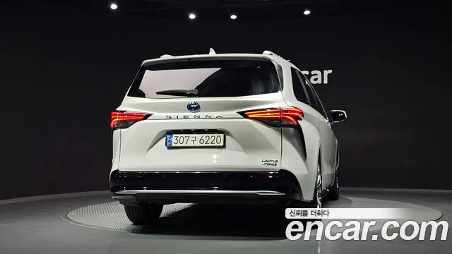 Toyota Sienna 4th Gen — Фото автомобиля 4
