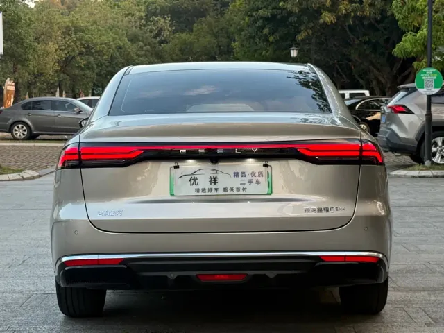 Geely Galaxy Stellar 6 — Фото автомобиля 16