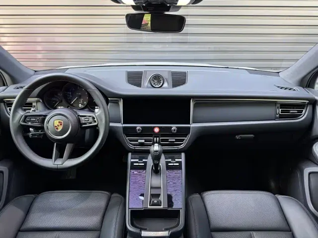 Porsche Macan — Фото автомобиля 5
