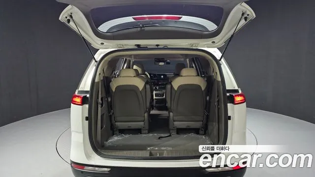 Kia Canival Carnival 4 поколение Дизель 9 мест Prestige — Фото автомобиля 20