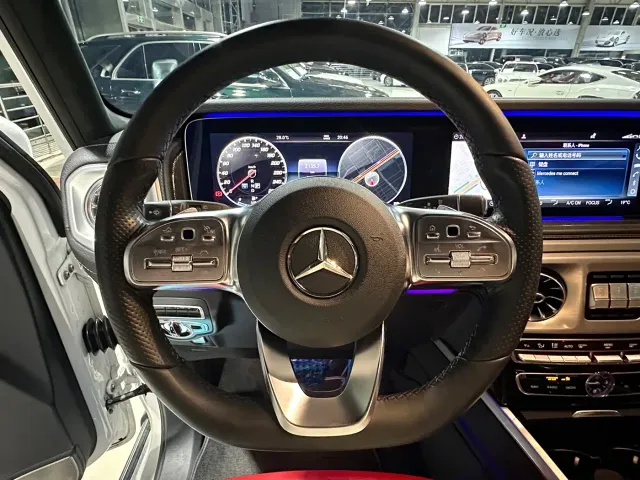 Mercedes-Benz G-Class — Фото автомобиля 10