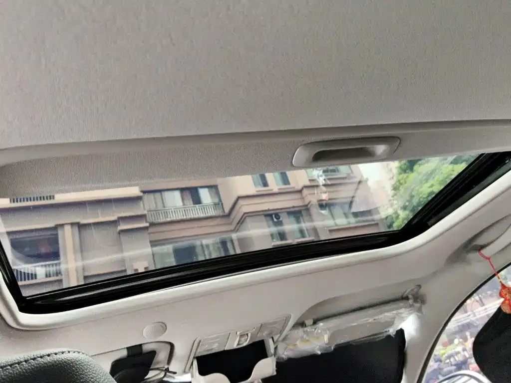 Kia KX1 2026 1.4L Sunroof Edition — Фото автомобиля 14