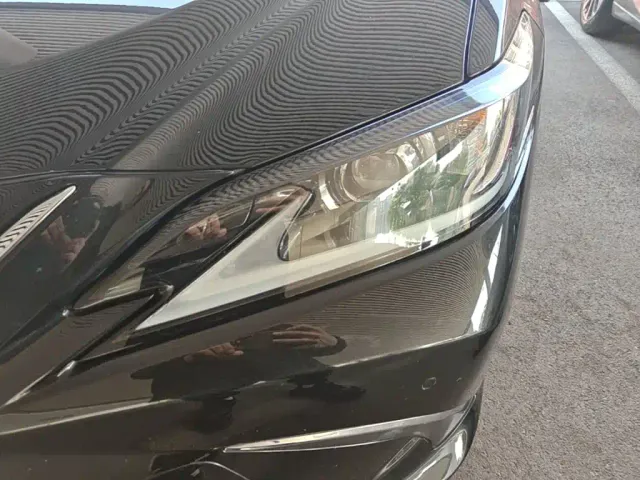 Lexus ES — Фото автомобиля 23