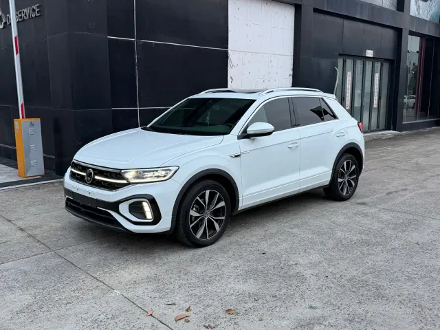 Фотография автомобиля — Volkswagen T-Roc