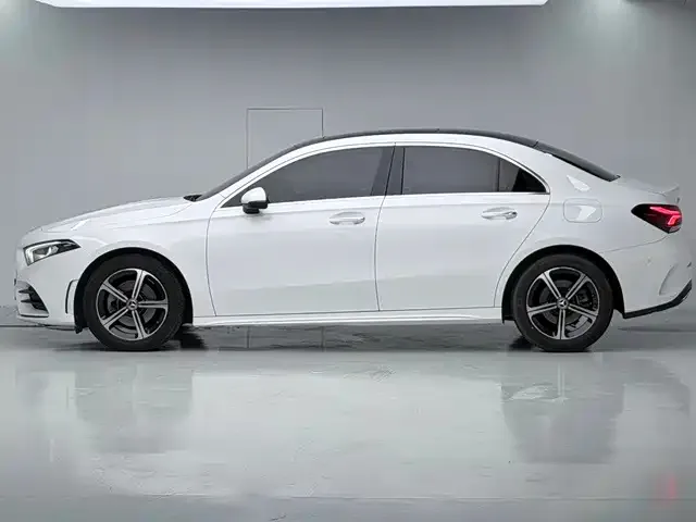 Mercedes-Benz A-Class — Фото автомобиля 8