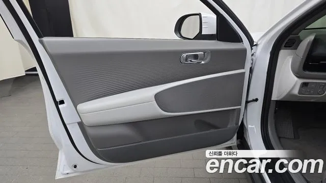 Hyundai Ioniq 6 — Фото автомобиля 13