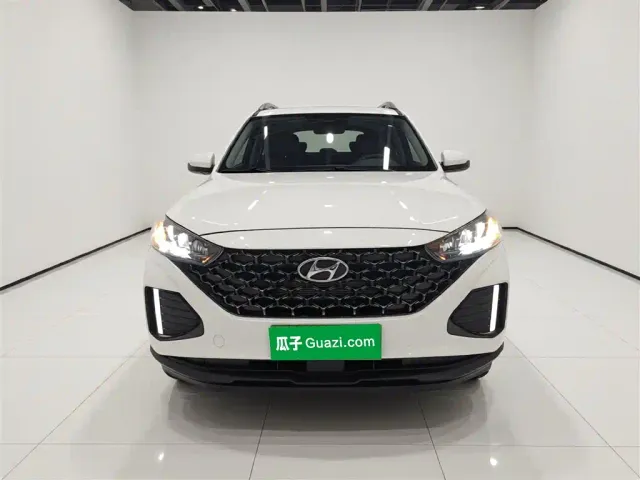 Hyundai ix35 — Фото автомобиля 2