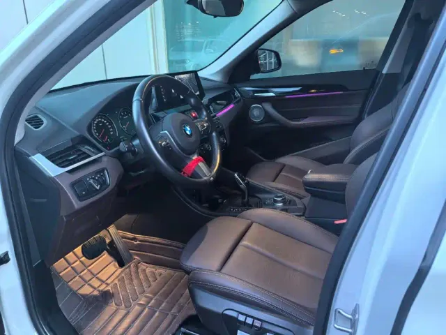 BMW X1 — Фото автомобиля 6