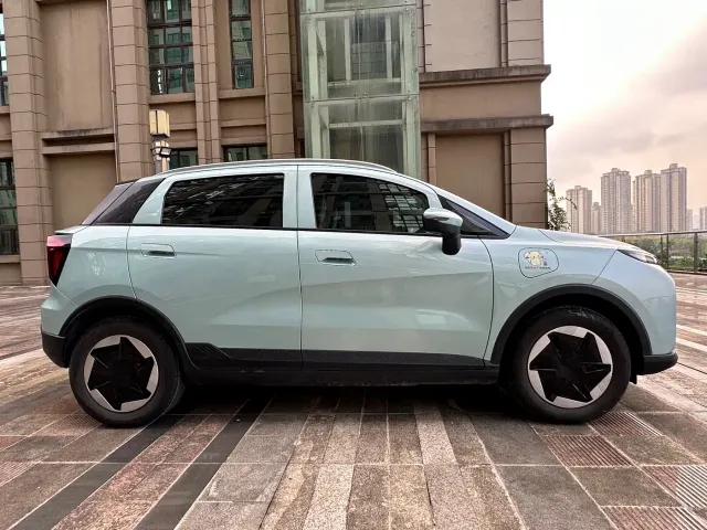 Geely Geometry E Firefly — Фото автомобиля 7