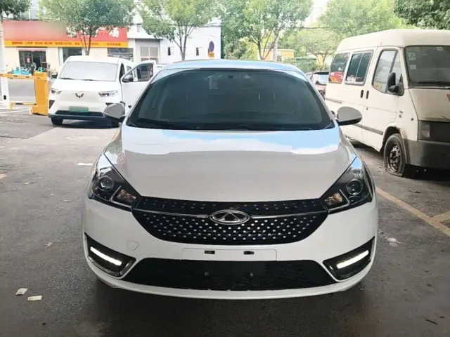 Chery Arrizo 5 — Фото автомобиля 2