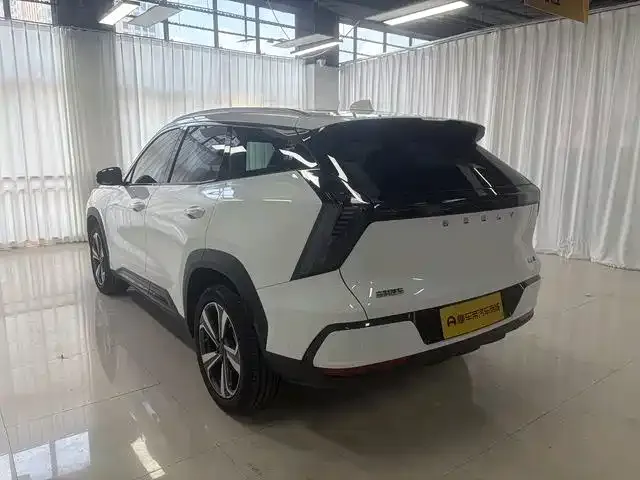 Geely Boyue L — Фото автомобиля 7