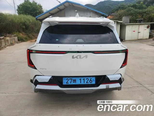 Kia EV5 — Фото автомобиля 8