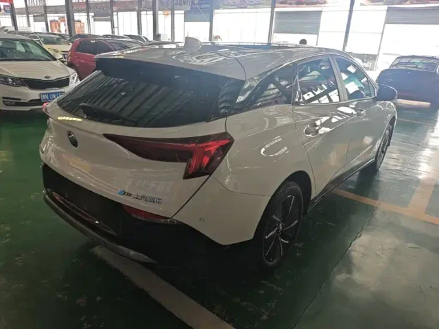 Buick Velite 6 — Фото автомобиля 6