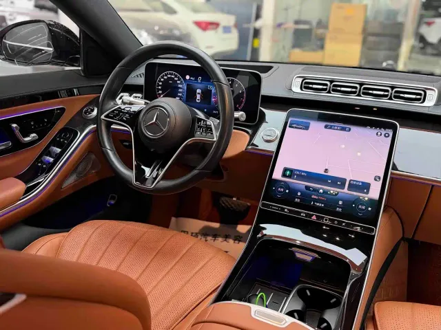 Mercedes-Benz S-Class — Фото автомобиля 10