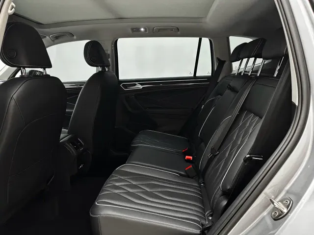 Volkswagen Tiguan L — Фото автомобиля 22