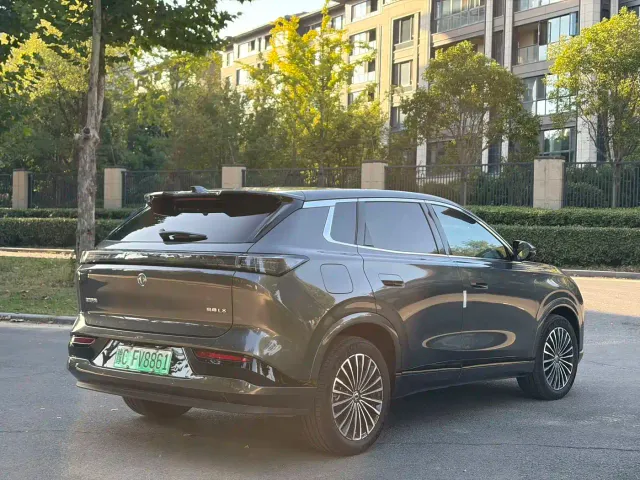 Dongfeng Aeolus L8 — Фото автомобиля 9