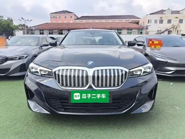 BMW i3 — Фото автомобиля 2