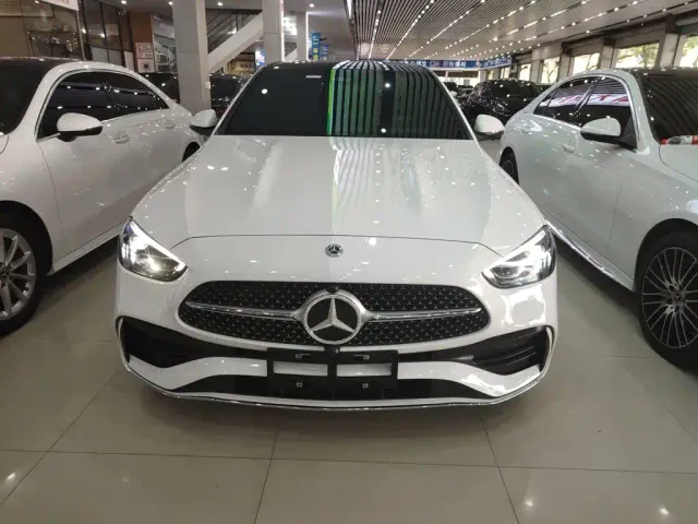 Mercedes-Benz C-Class — Фото автомобиля 4