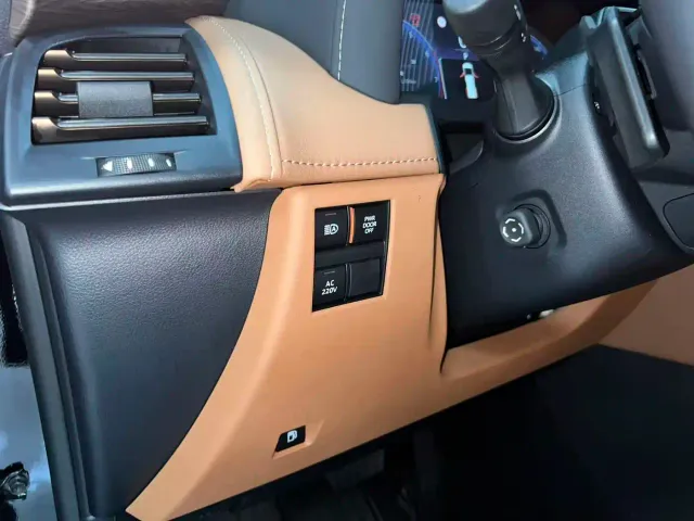 Toyota Vellfire — Фото автомобиля 15
