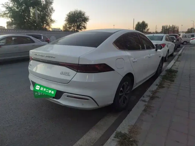 BYD Qin PLUS — Фото автомобиля 4