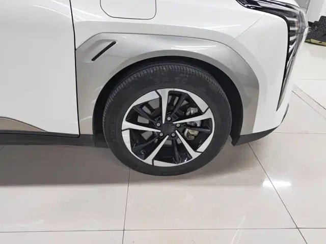 GAC Aion Y — Фото автомобиля 6