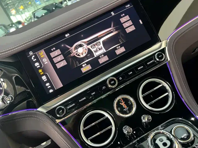 Bentley Continental — Фото автомобиля 18