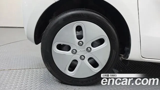 Kia RAY Новый Kia Ray Фургон — Фото автомобиля 5