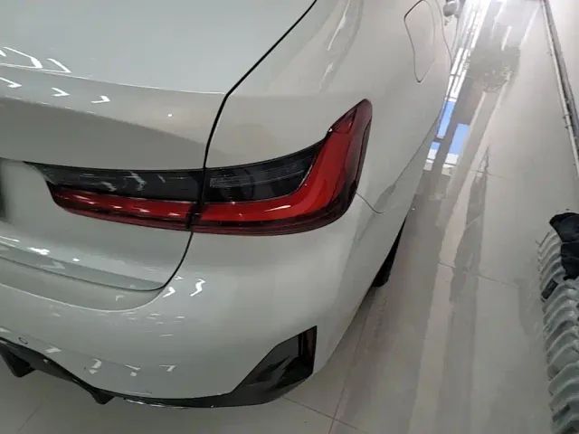 BMW 3 Series — Фото автомобиля 7