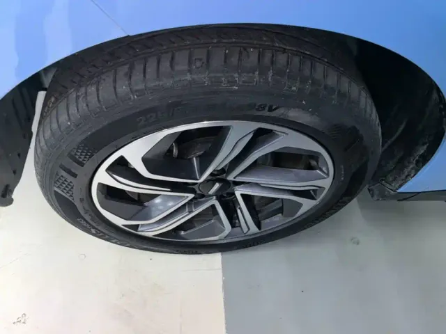 WEY Macchiato DHT-PHEV 2021 1.5L Master Edition — Фото автомобиля 22