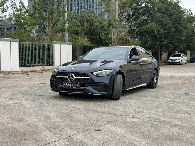 Mercedes-Benz C-Class — Фото автомобиля 3
