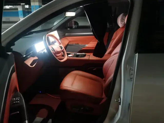 Dongfeng eπ 008 — Фото автомобиля 9