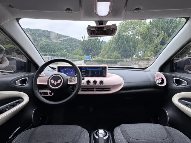 Wuling Bingo — Фото автомобиля 12