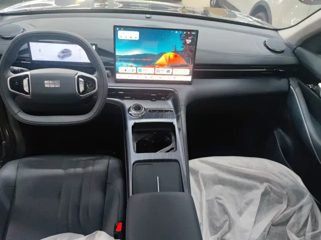 Geely Galaxy E5 — Фото автомобиля 8