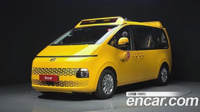 Фотография автомобиля — Hyundai Staria