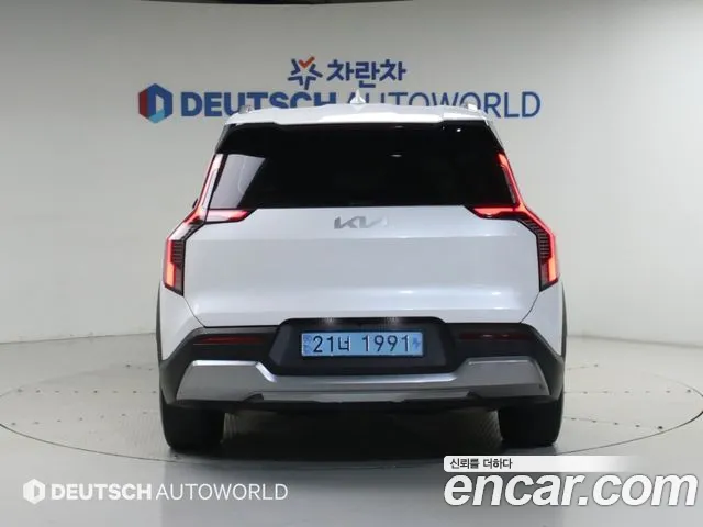 Kia EV9 — Фото автомобиля 5