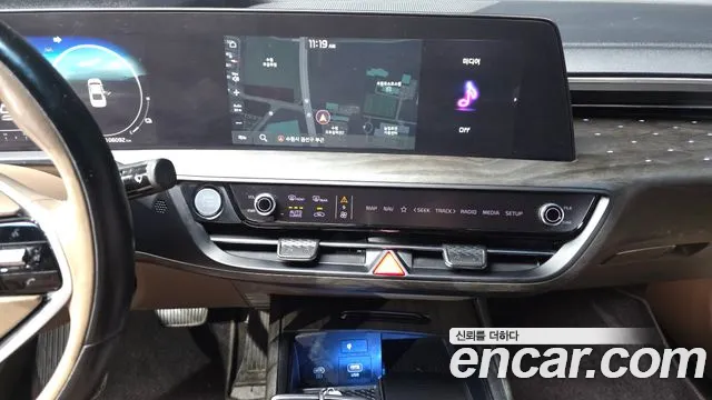 Kia K8 Hybrid — Фото автомобиля 13