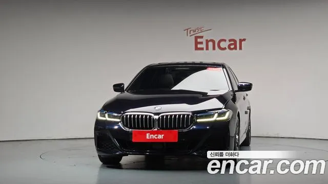BMW 5 Series G30 — Фото автомобиля 2