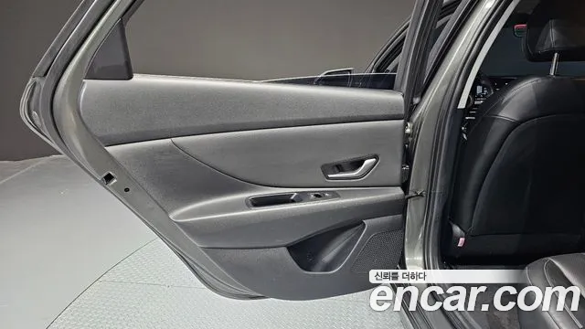 Hyundai Avante CN7 — Фото автомобиля 14