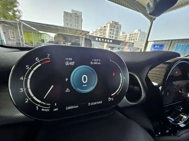 MINI Hatch — Фото автомобиля 13