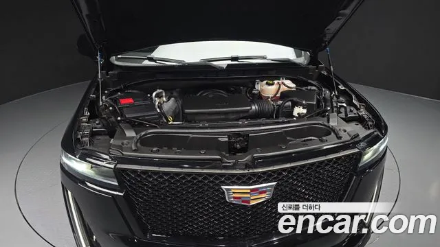 Cadillac Escalade 5th Gen — Фото автомобиля 9