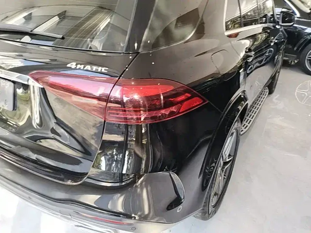Mercedes-Benz GLE-Class — Фото автомобиля 7