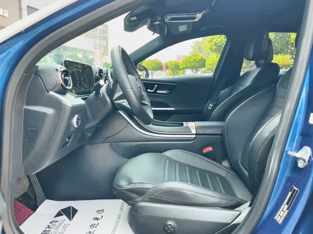 Mercedes-Benz C-Class — Фото автомобиля 4