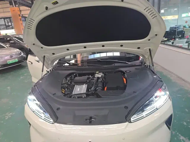 BYD Seal 07 DM-i — Фото автомобиля 19