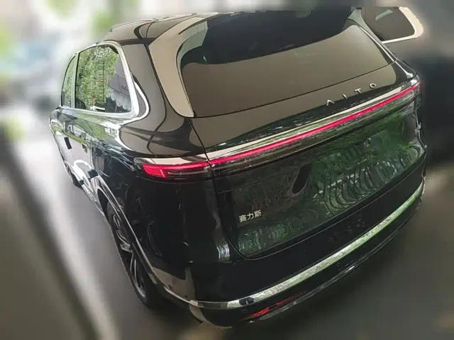 Aito M7 — Фото автомобиля 6