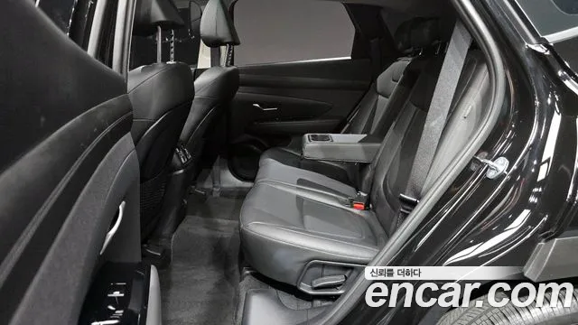 Hyundai Tucson Новый Tucson (NX4) Бензин 1.6 турбо 2WD — Фото автомобиля 11